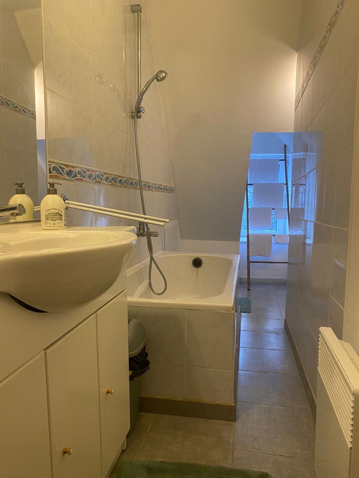 Appartement, Cite Medievale Лан Экстерьер фото